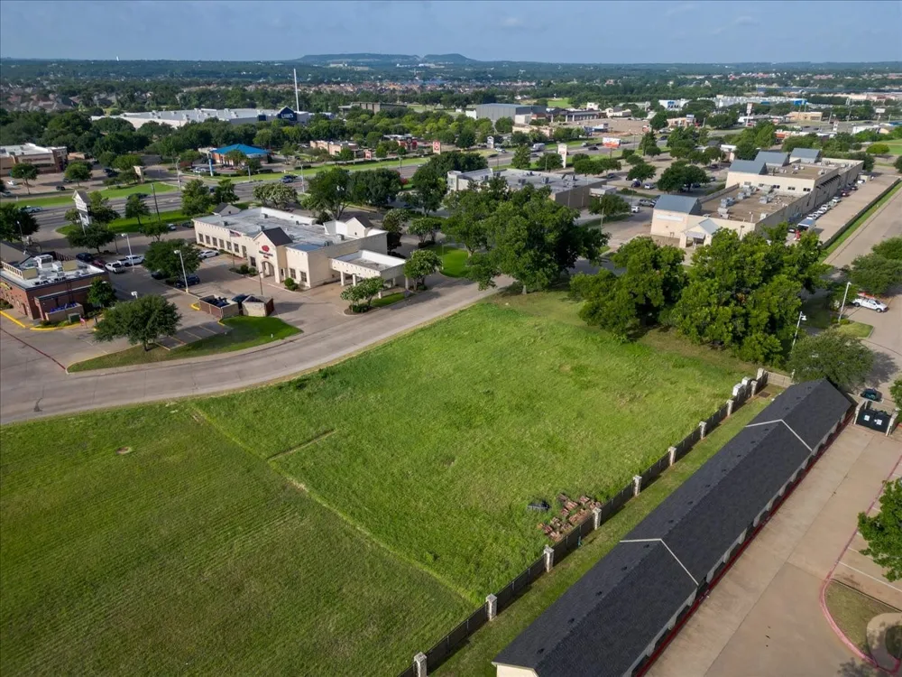 1100 Crawford Avenue Granbury, TX 76048