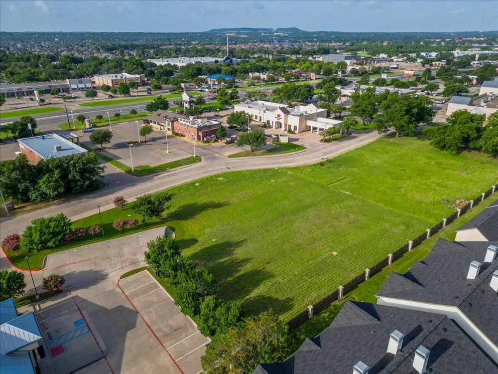 1100 Crawford Avenue Granbury, TX 76048