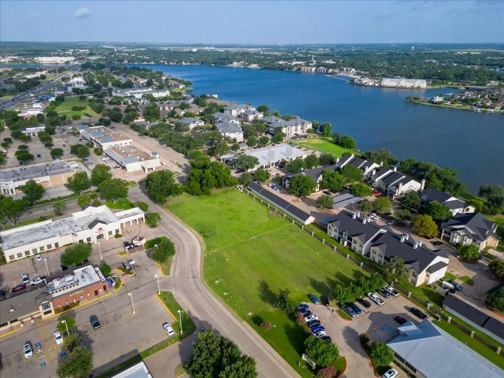 1100 Crawford Avenue Granbury, TX 76048