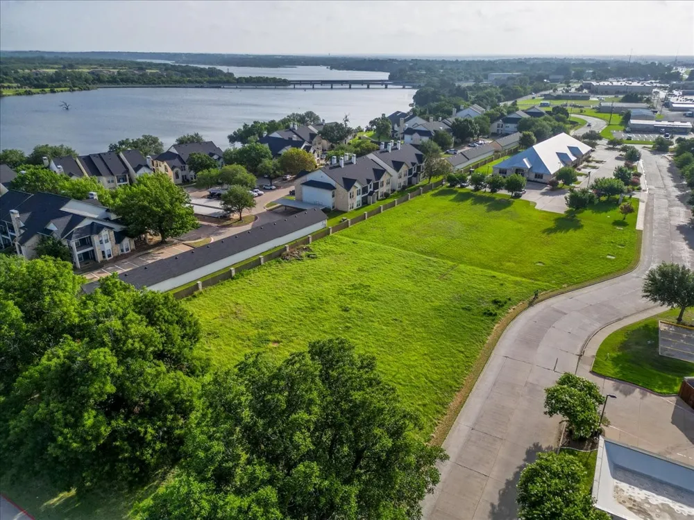 1100 Crawford Avenue Granbury, TX 76048
