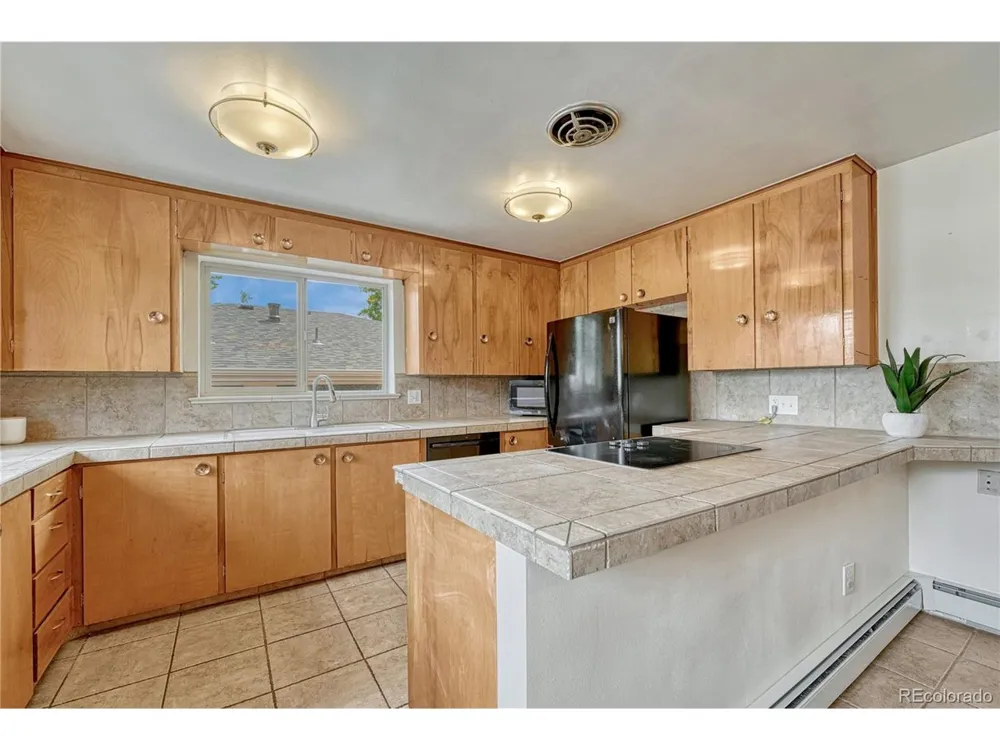 2280 Newland Street Edgewater, CO 80214