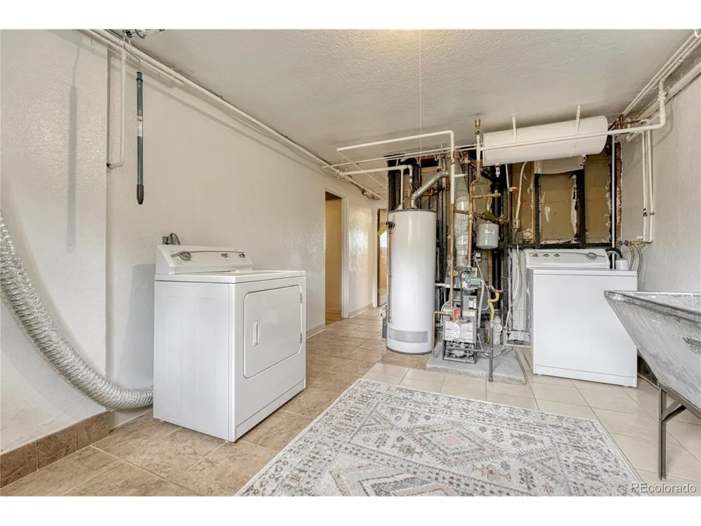 2280 Newland Street Edgewater, CO 80214