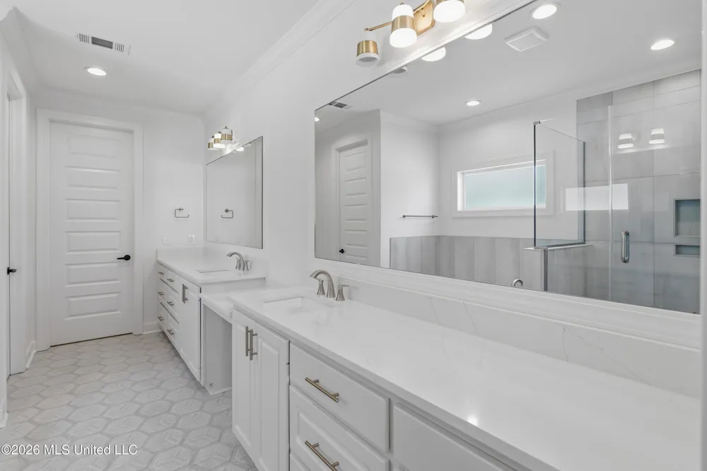 160 Bronson Bend Flowood, MS 39232