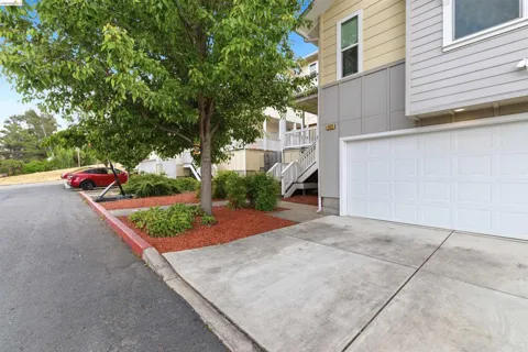 117 Kingswood Ln