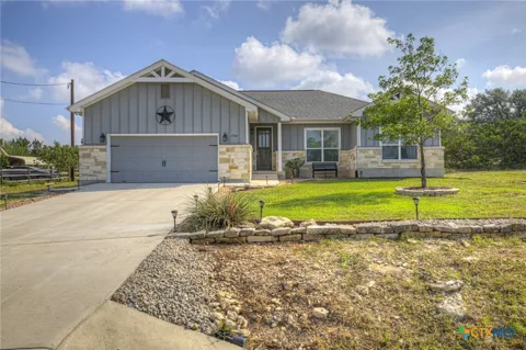1720 Rocky Ridge Loop