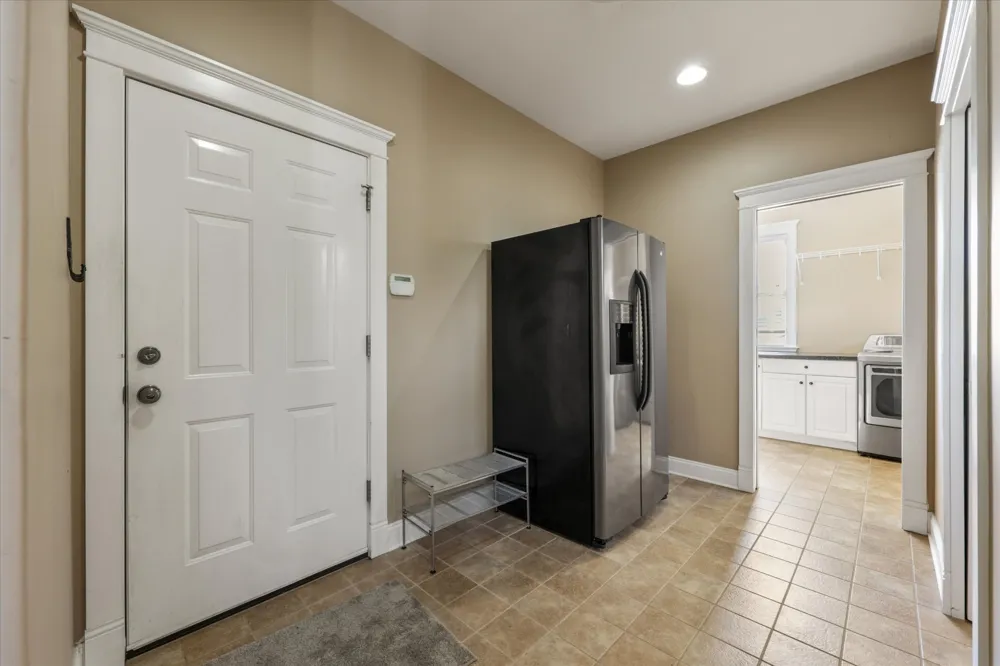 2177 Riverview Dr Dandridge, TN 37725