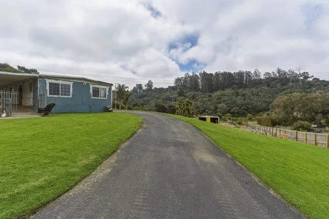 5925 Briarcliff Terrace Watsonville, CA 95076