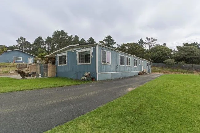 5925 Briarcliff Terrace Watsonville, CA 95076