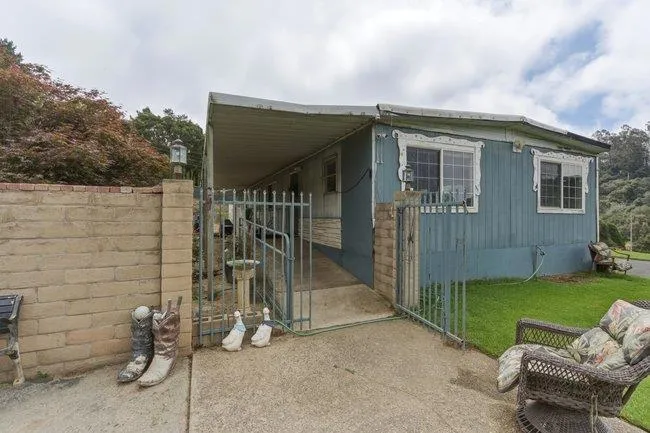 5925 Briarcliff Terrace Watsonville, CA 95076