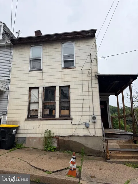 600 2ND STREET