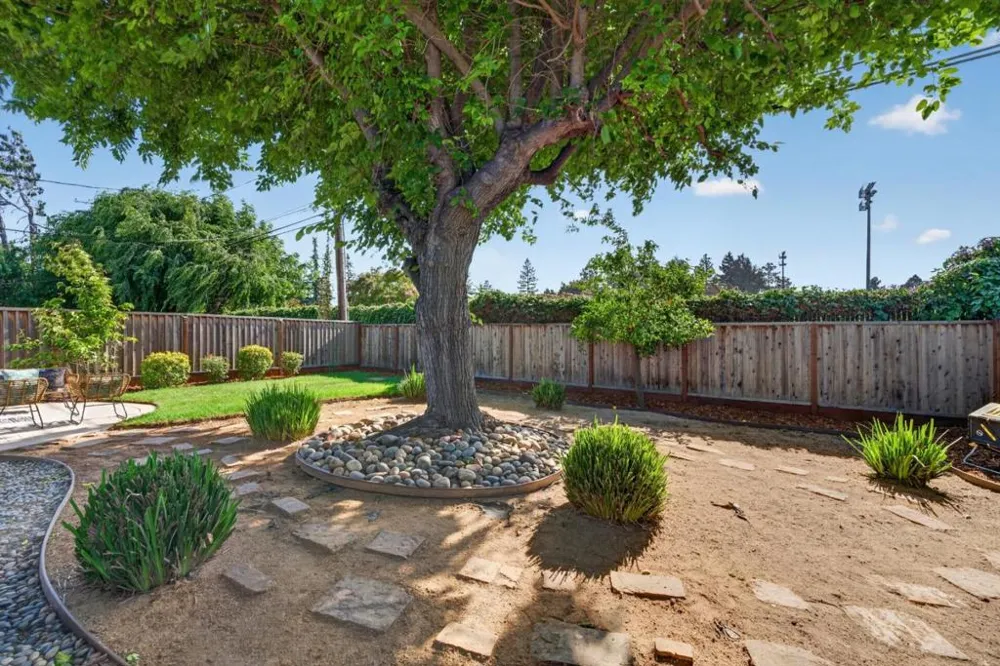 944 White Drive Santa Clara, CA 95051