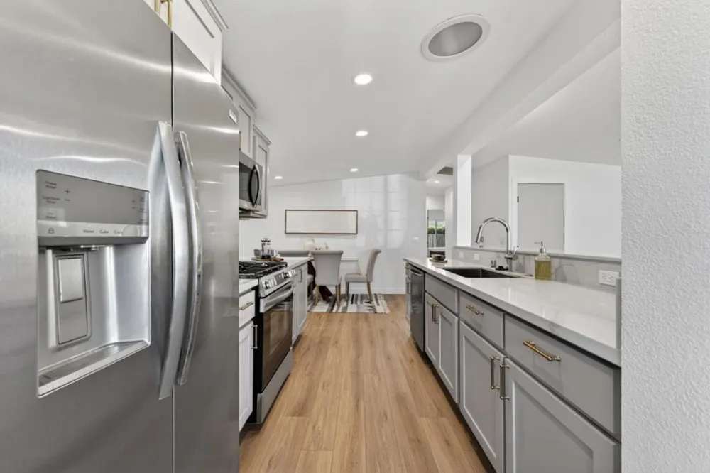 944 White Drive Santa Clara, CA 95051