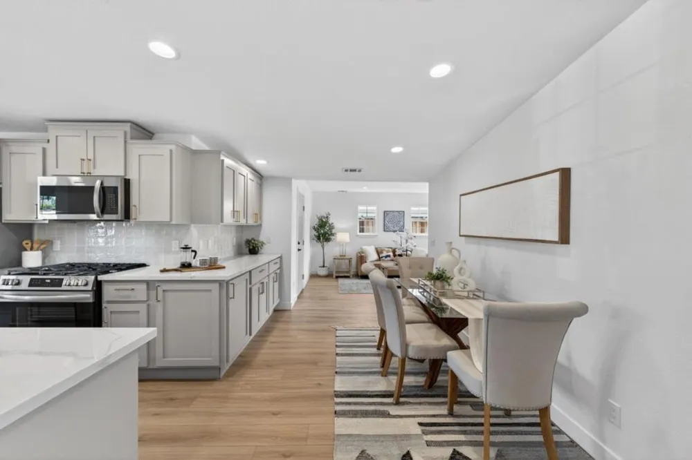 944 White Drive Santa Clara, CA 95051