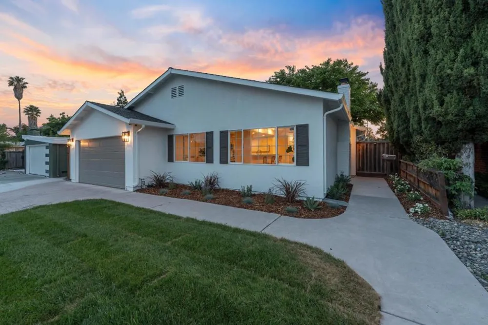 944 White Drive Santa Clara, CA 95051
