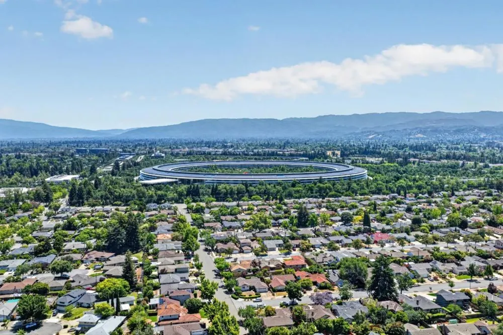 944 White Drive Santa Clara, CA 95051