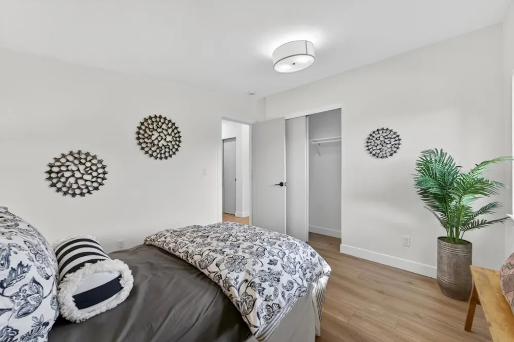 944 White Drive Santa Clara, CA 95051