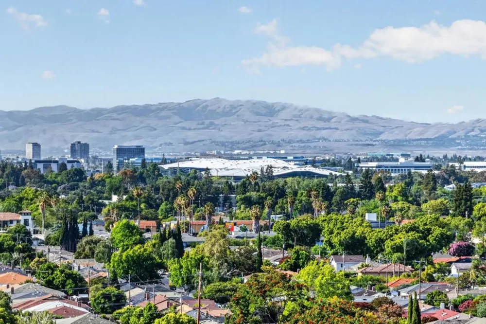 944 White Drive Santa Clara, CA 95051