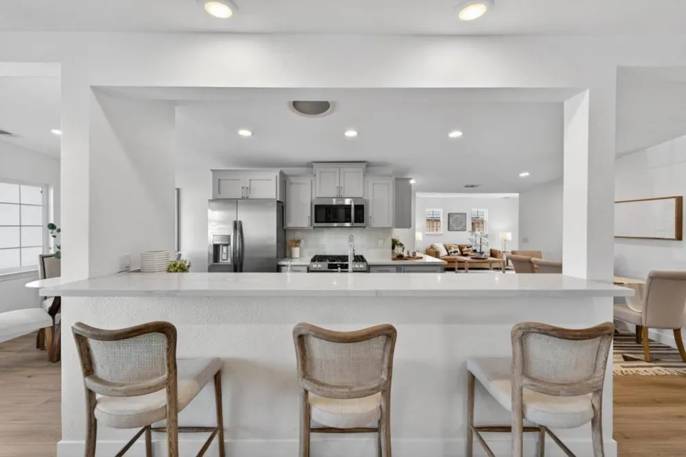 944 White Drive Santa Clara, CA 95051