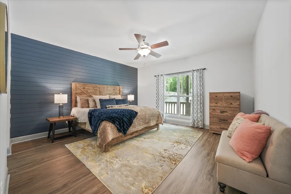 1925 Harbor Ln Dandridge, TN 37725