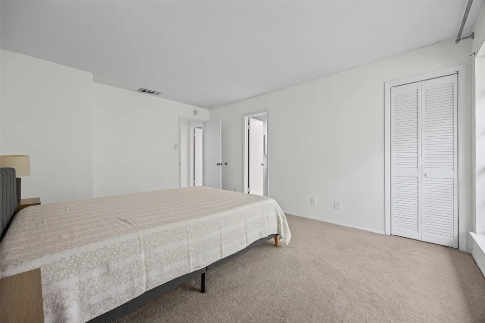 1904 Rosetti Drive #109 Austin, TX 78752