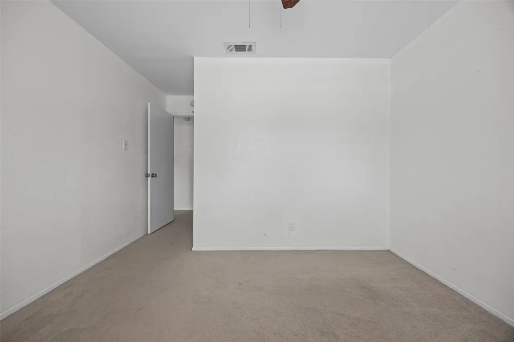 1904 Rosetti Drive #109 Austin, TX 78752