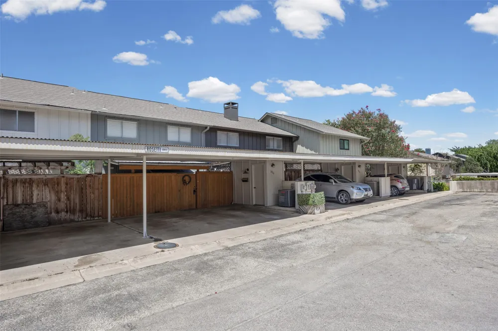 1904 Rosetti Drive #109 Austin, TX 78752