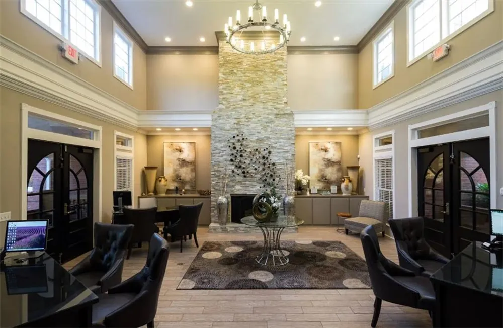 100 Ashford Gables Drive #11A-102 Dunwoody, GA 30338