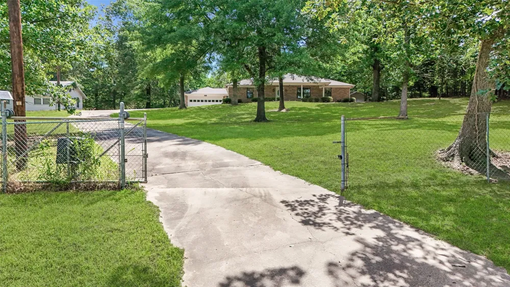 3870 County Road 45080 Arthur City, TX 75411