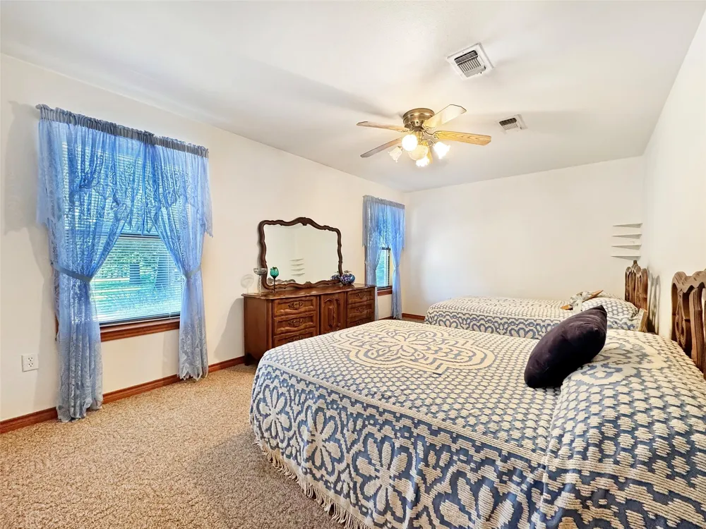 3870 County Road 45080 Arthur City, TX 75411
