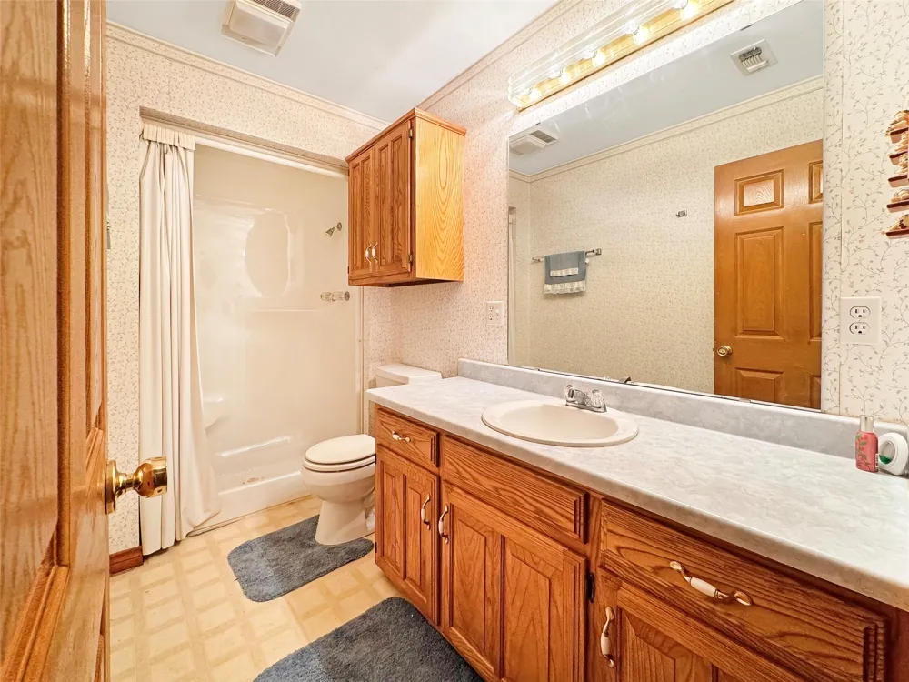 3870 County Road 45080 Arthur City, TX 75411