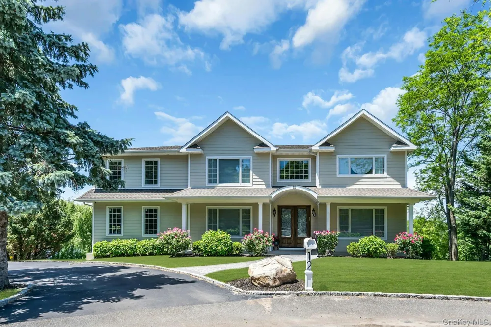 12 Barbara Lane Glen Cove, NY 11542
