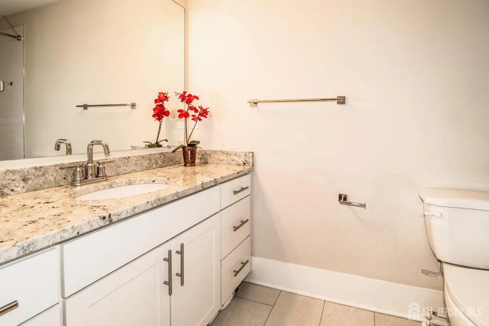 715 Station Road Dunellen, NJ 08812