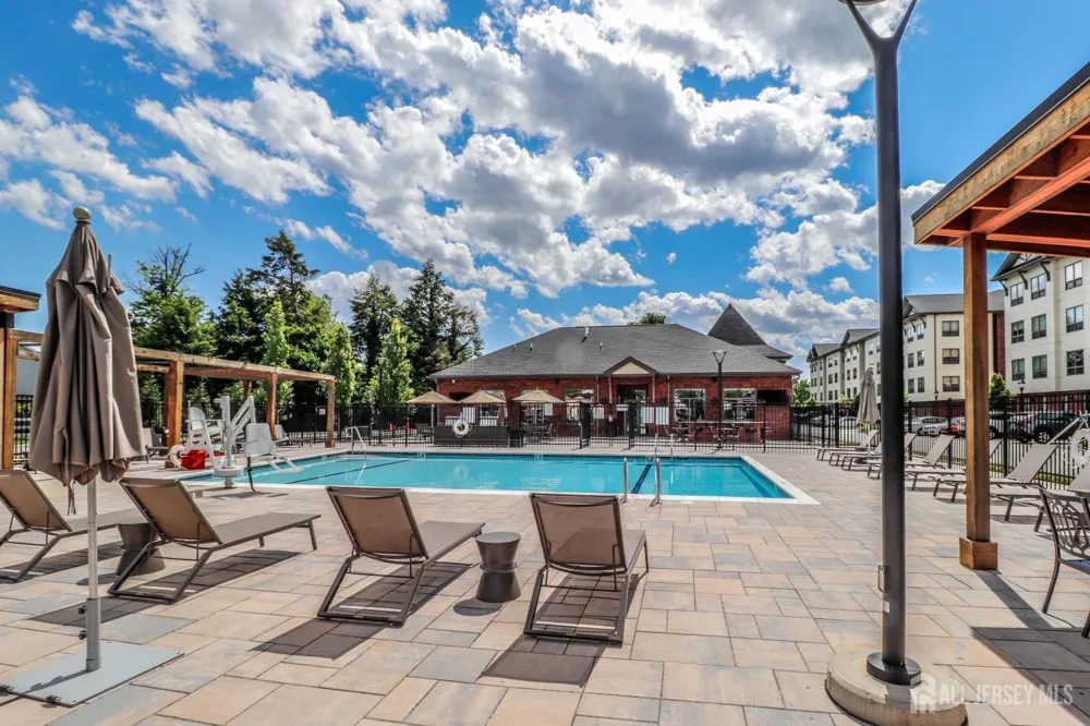 715 Station Road Dunellen, NJ 08812