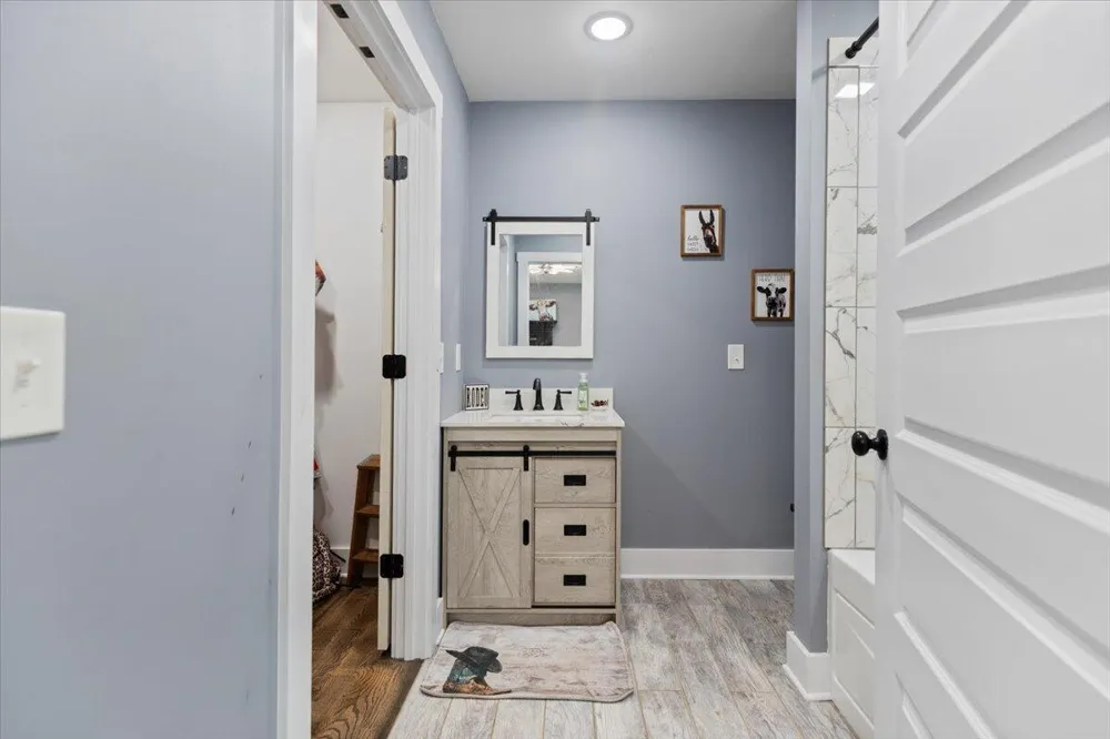 132 Hiwassee Drive Decatur, TN 37322