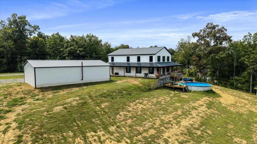 132 Hiwassee Drive Decatur, TN 37322