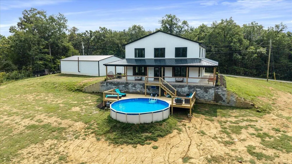 132 Hiwassee Drive Decatur, TN 37322