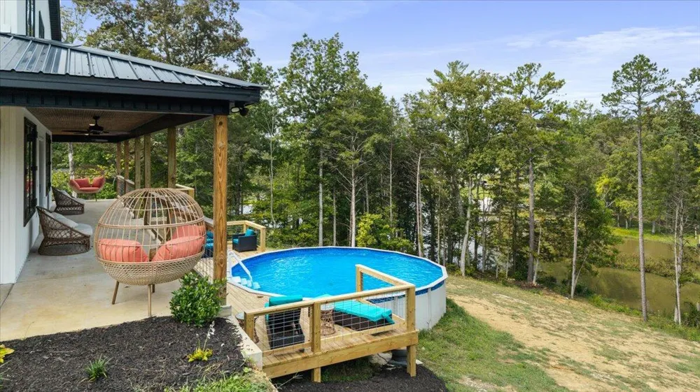132 Hiwassee Drive Decatur, TN 37322