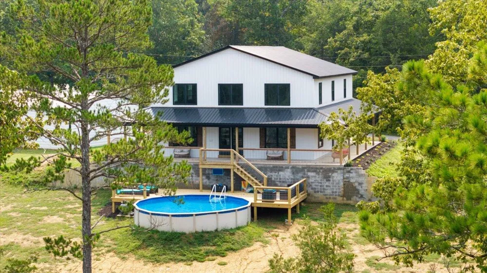 132 Hiwassee Drive Decatur, TN 37322