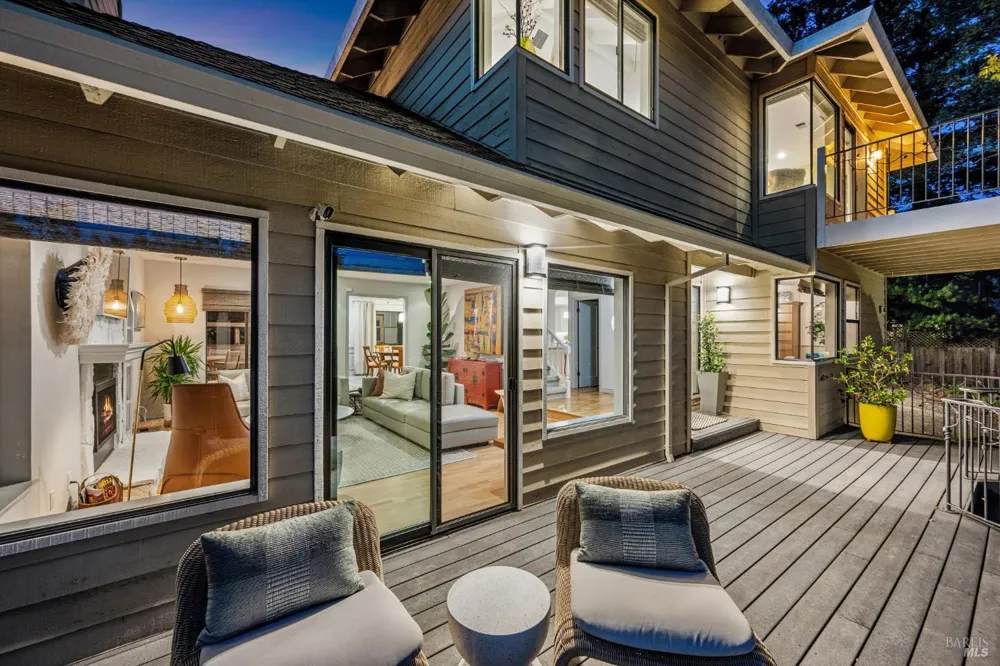 3335 Scrub Oak Avenue Santa Rosa, CA 95404