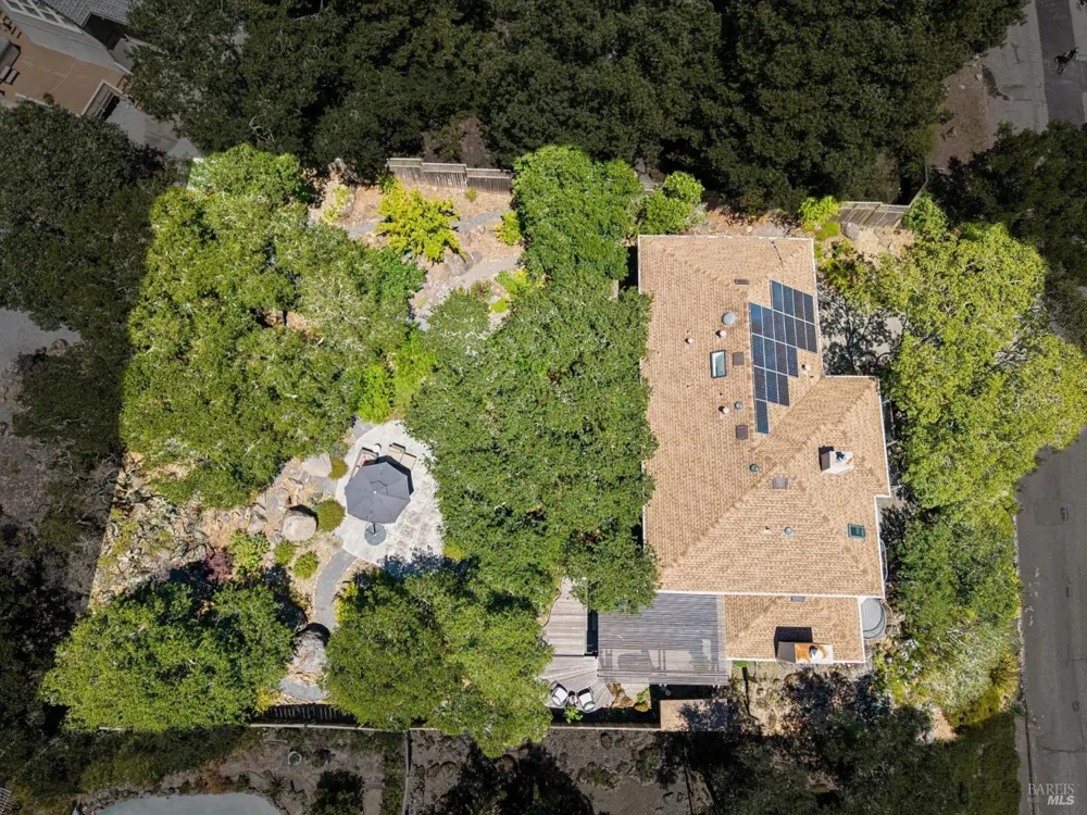 3335 Scrub Oak Avenue Santa Rosa, CA 95404