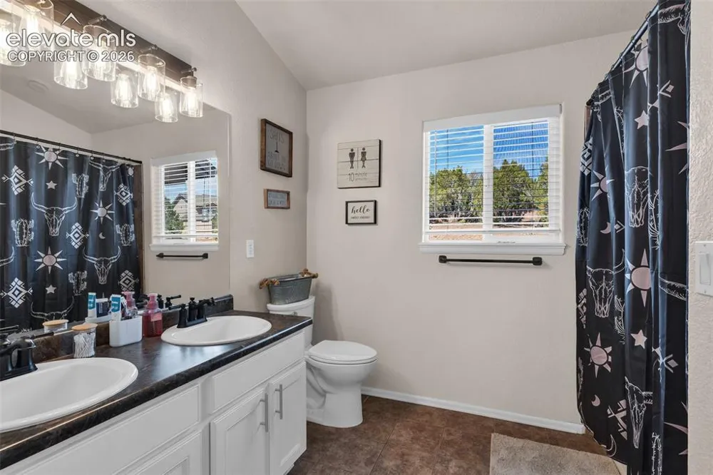 35 Cougar Loop Canon City, CO 81212
