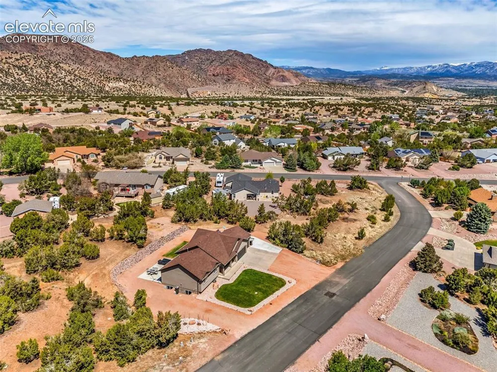 35 Cougar Loop Canon City, CO 81212