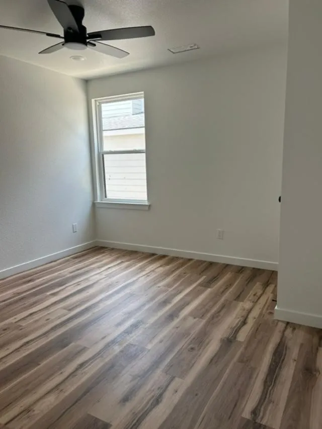 106 E Miller Street Whitewright, TX 75491