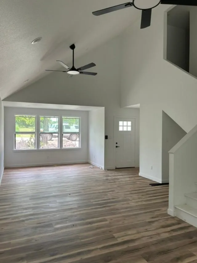106 E Miller Street Whitewright, TX 75491