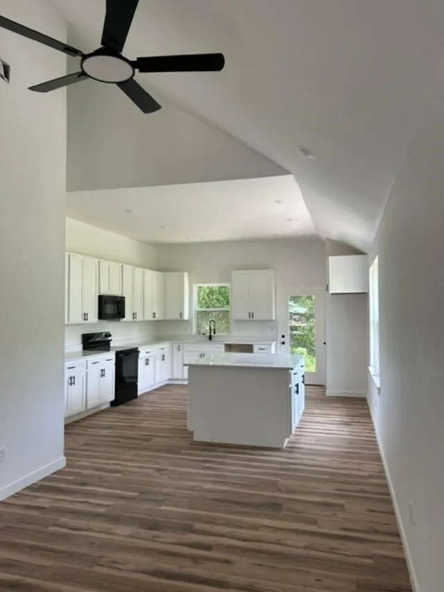 106 E Miller Street Whitewright, TX 75491