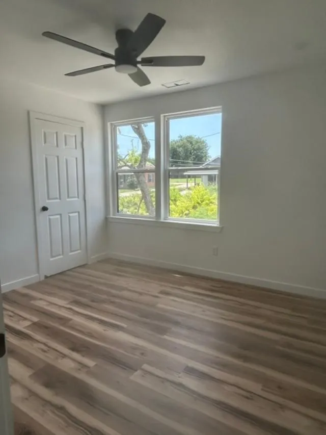 106 E Miller Street Whitewright, TX 75491