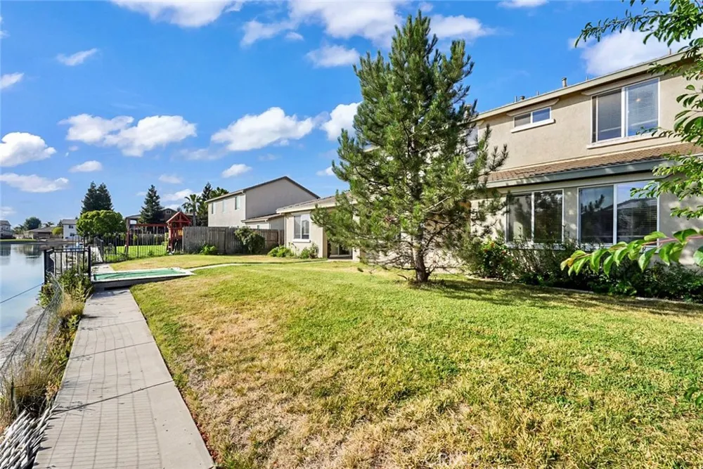 15015 Torrey Pines Circle Chowchilla, CA 93610