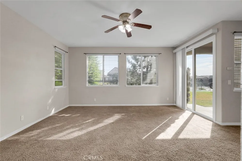 15015 Torrey Pines Circle Chowchilla, CA 93610