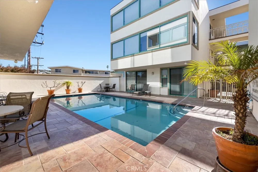 201 Calle Miramar #29 Redondo Beach, CA 90277