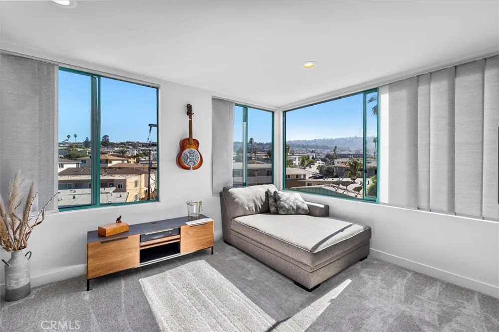 201 Calle Miramar #29 Redondo Beach, CA 90277